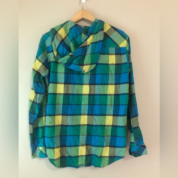 🐱 WVN | Plaid Button Up - Picture 5 of 5